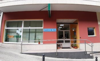 Caramiña Centro De Dia