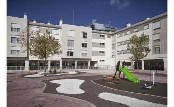 Residencia de mayores Domusvi Arroyo