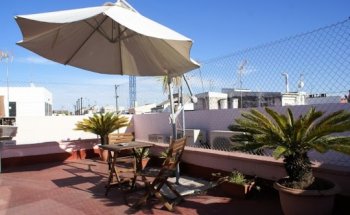 Centro de mayores, Hábitat Geriátrico Sevilla