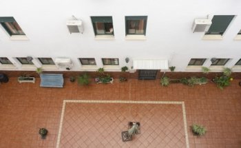 Residencia Mayores Reifs. Pinos Puente