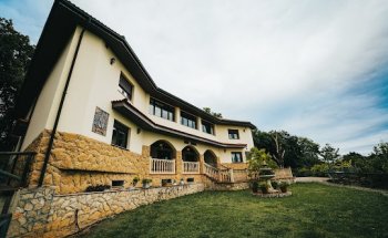 Residencia La Casona