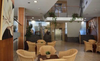 Residencia para Mayores Ballesol Badalona *****