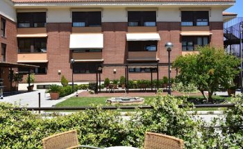 Residencia para Mayores Ballesol Granada *****