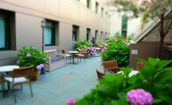 Residencia para Mayores en Chamberí - Ballesol Olavide *****