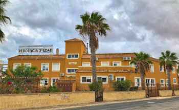 Los Jardines De Clara Costablanca S L