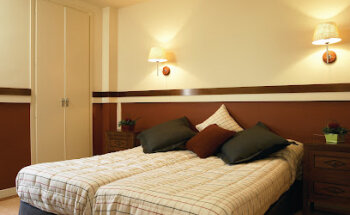 Viviendas con Servicios DomusVi ADOREA Girona