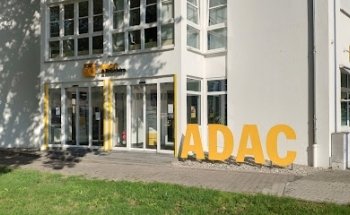ADAC Geschäftsstelle und Reisebüro