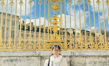 VIETNAMESE TOUR GUIDE IN PARIS- guide conférencier vietnamienne à paris