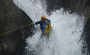Inextremis Aventura : Canyoning, Randonnée, Via Ferrata, Escalade, Vtt, Eau vive, Kayak de Mer