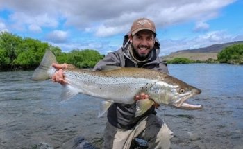 Fly fishing Bariloche