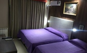 COMPLEJO DE DEPARTAMENTOS EQUIPADOS PARA TURISTAS EN PLENO CENTRO DE MENDOZA