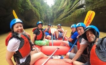 Paddling By Colombia