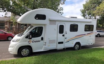 Cheap Az Travel and Campervans Cairns