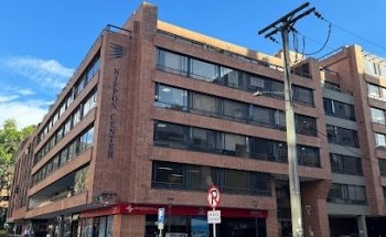 Alvaro Velez y Cia. S.A.