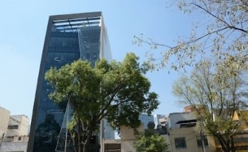 Price Travel Holding