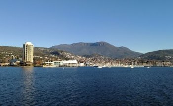 Peppermint Bay & Peppermint Bay Cruise