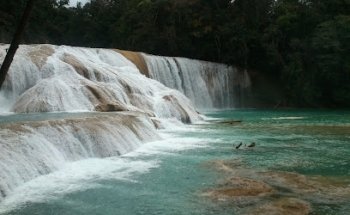 Guía Turística Hernández