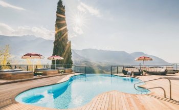 Holiday Travel Network GmbH