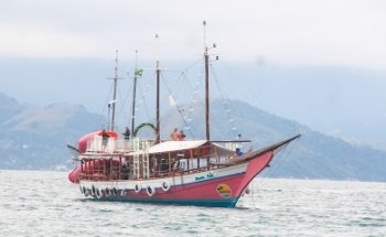 Passeio de Barco Ilha Grande