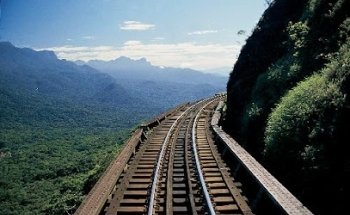 Passeio de Trem Curitiba para Morretes - Gálatas Turismo