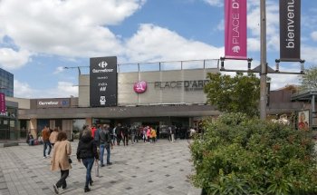 Centre Commercial Régional Place d'Arc