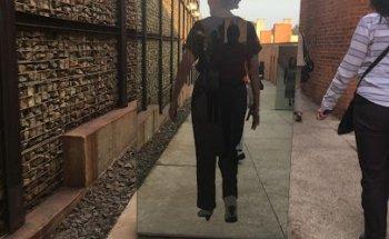 E & B Travel Service