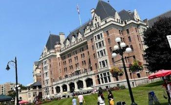 Hop On Hop Off City Tours