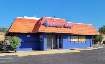 Tornado & El Expreso Bus Company Chicago