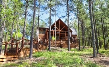 Broken Bow Cabin Lodging