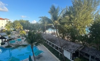 Straight Away Travel