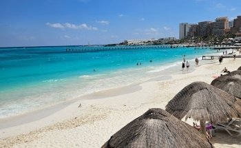 Canary Travel/ Crocker Park