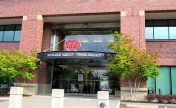 AAA Clackamas Service Center