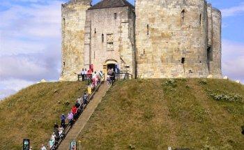 Descubre York, Tours en Español - Português