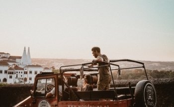 Wonder Van - Tours | Experiences | Events