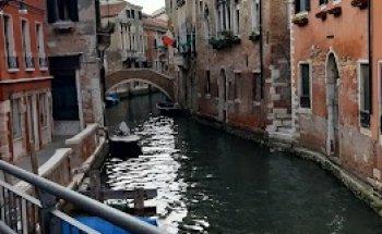 LOW TRAVEL agencia de viajes