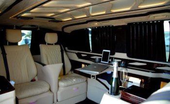 1860 Travelling Riviera