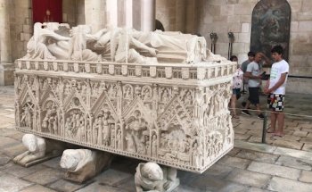 Memórias e muralhas