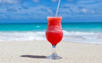 HOLIDAY REISEBÜRO Frank & Mettendorf