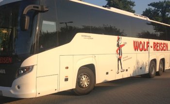 Wolf Reisen