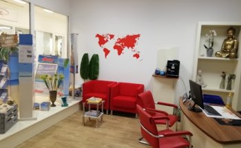 alltours Reisecenter im HIT-Markt