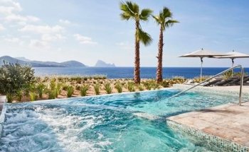 Check In For The World - Selectair