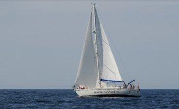 Velero Mrs Norris - excursiones en velero por Menorca