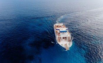 MENORCA BLAVA Excursión en barco