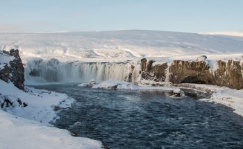 Tierras Polares Viajes y Expediciones