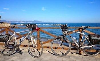 Creative Catalonia - Bike and Walking Holidays S.L