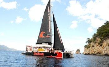 No Frills Excursions (shop near Bellevue Complex)