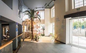 B the travel brand Xperience