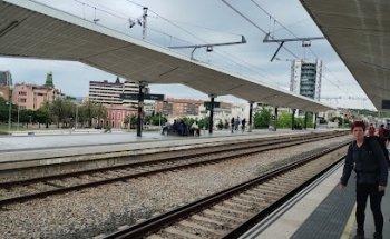 Car Rental Girona - Train Station