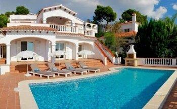 Son Bou Villa Holidays