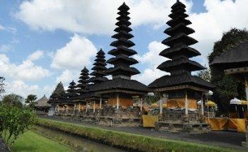 Adriana Sarabia -Travel & HONEYMOON PLANNER